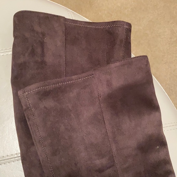 Over the knee faux suede boots - Picture 4 of 4